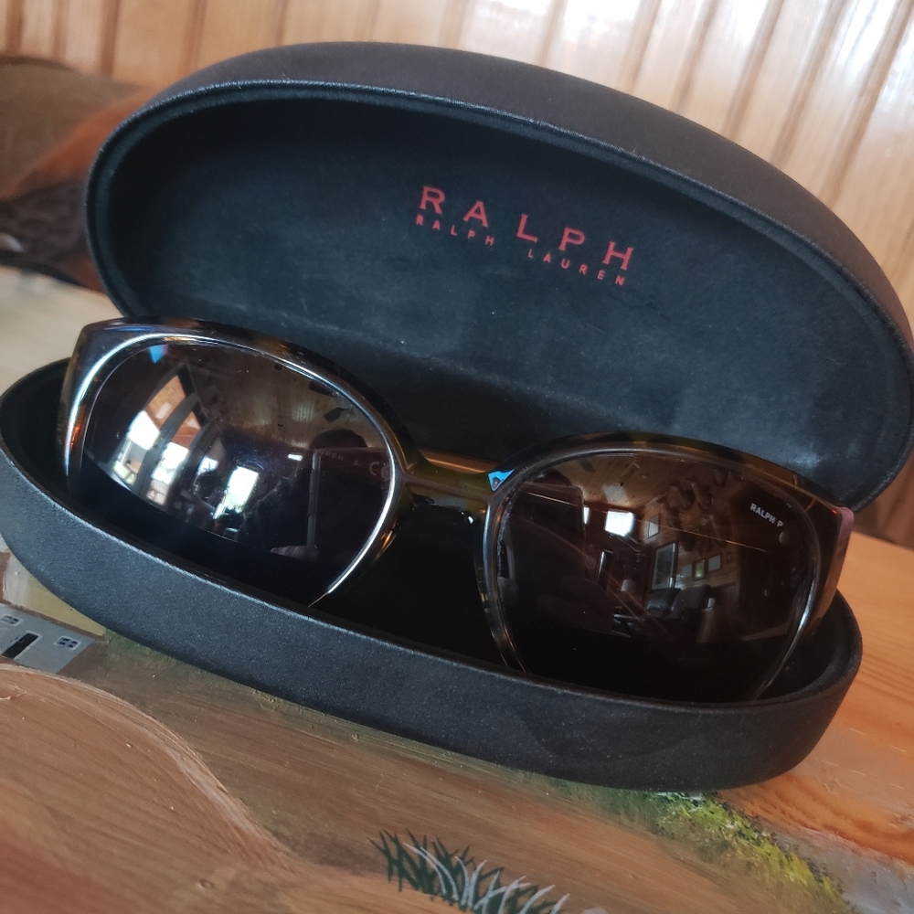 SOLD! Ralph Lauren Polarized sunglasses